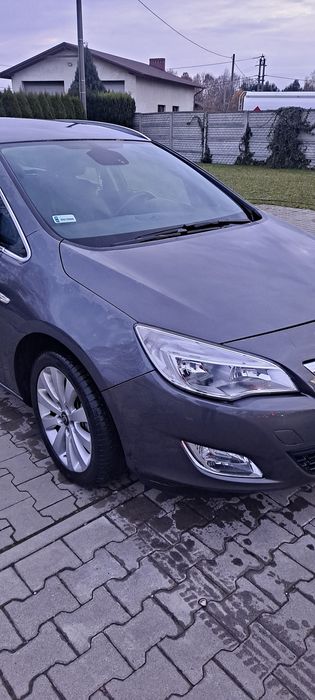 Opel Astra J 1.7 CDTI 110KM • 2011r • Klimatyzacja • Po wymianie oleju