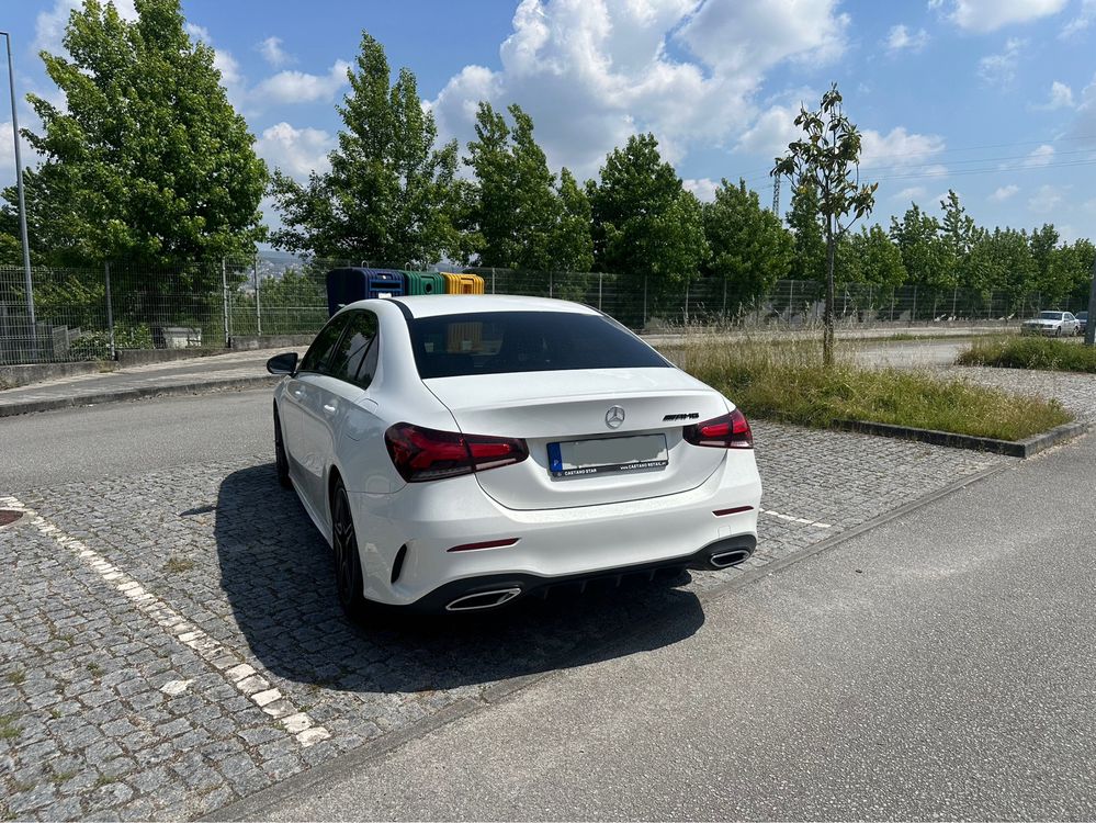 Mercedes-Benz A 180d 2.0 Limousine AMG Line – Pack Night