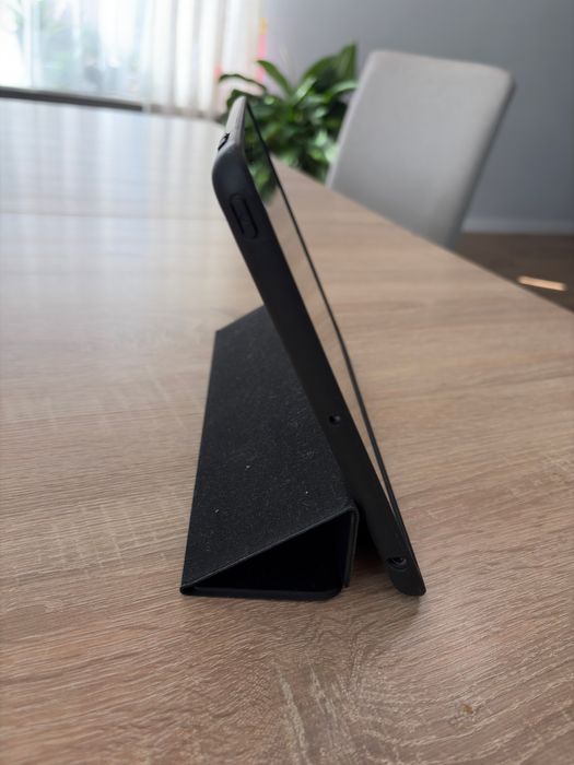 Ipad 6 Zestaw z etui oraz rysikiem