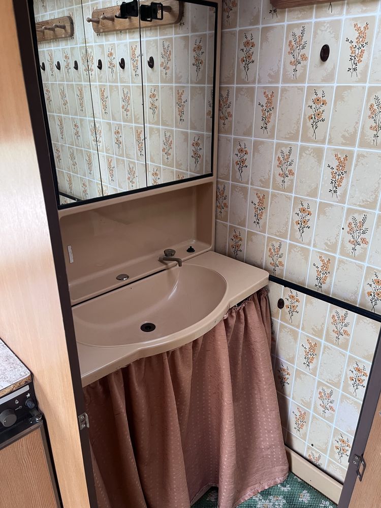 Sprzedam przyczepe kempingową