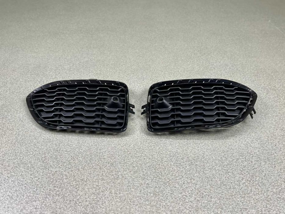 Решітка в бампер BMW x3 ( F25 ) m paket 51118056941 / 51118056942