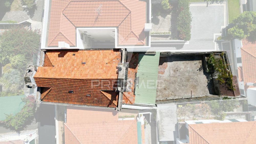 Prédio Em Santa Luzia - Funchal, Ilha da Madeira