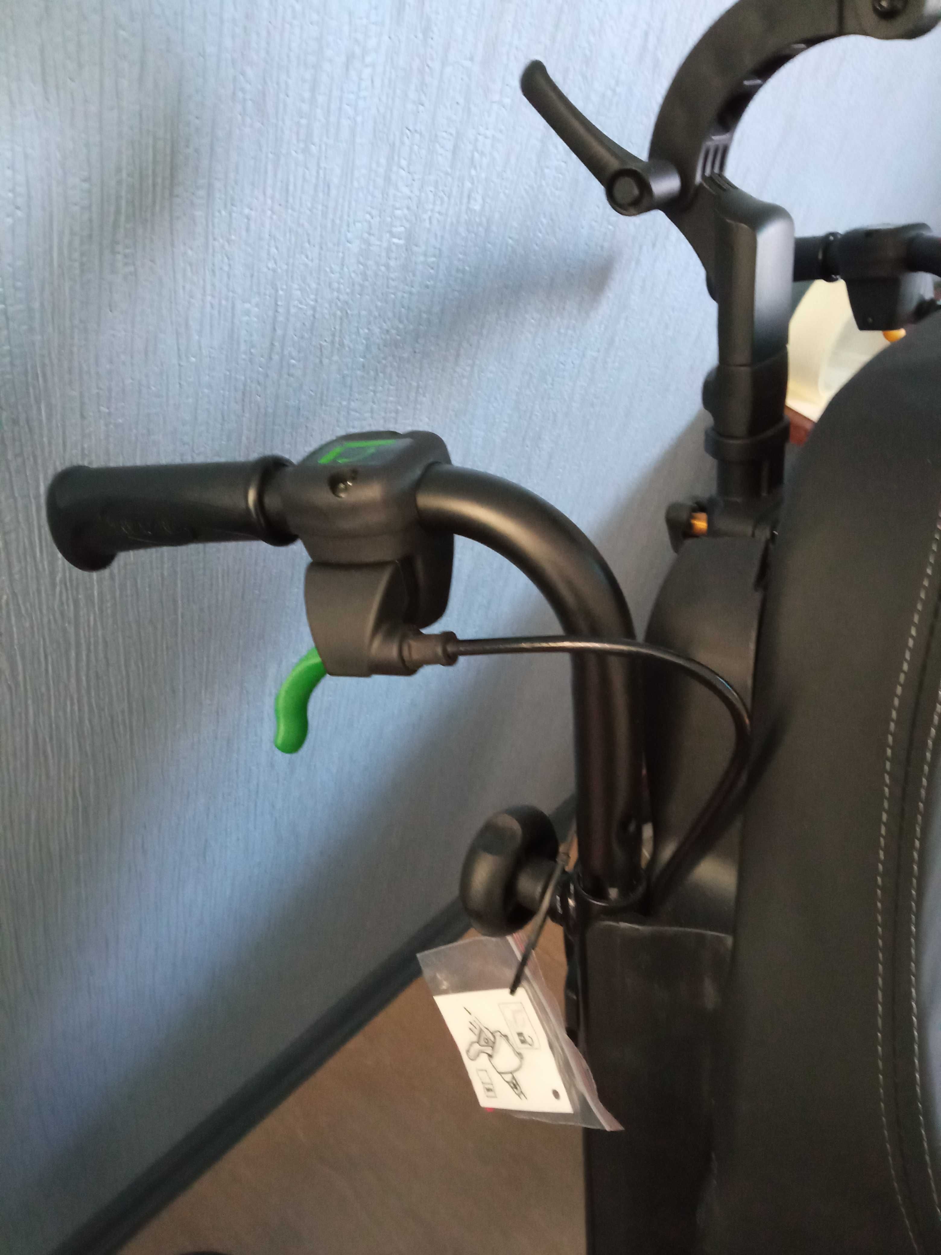 Нове інвалідне крісло - кровать REA Clematis Infacar