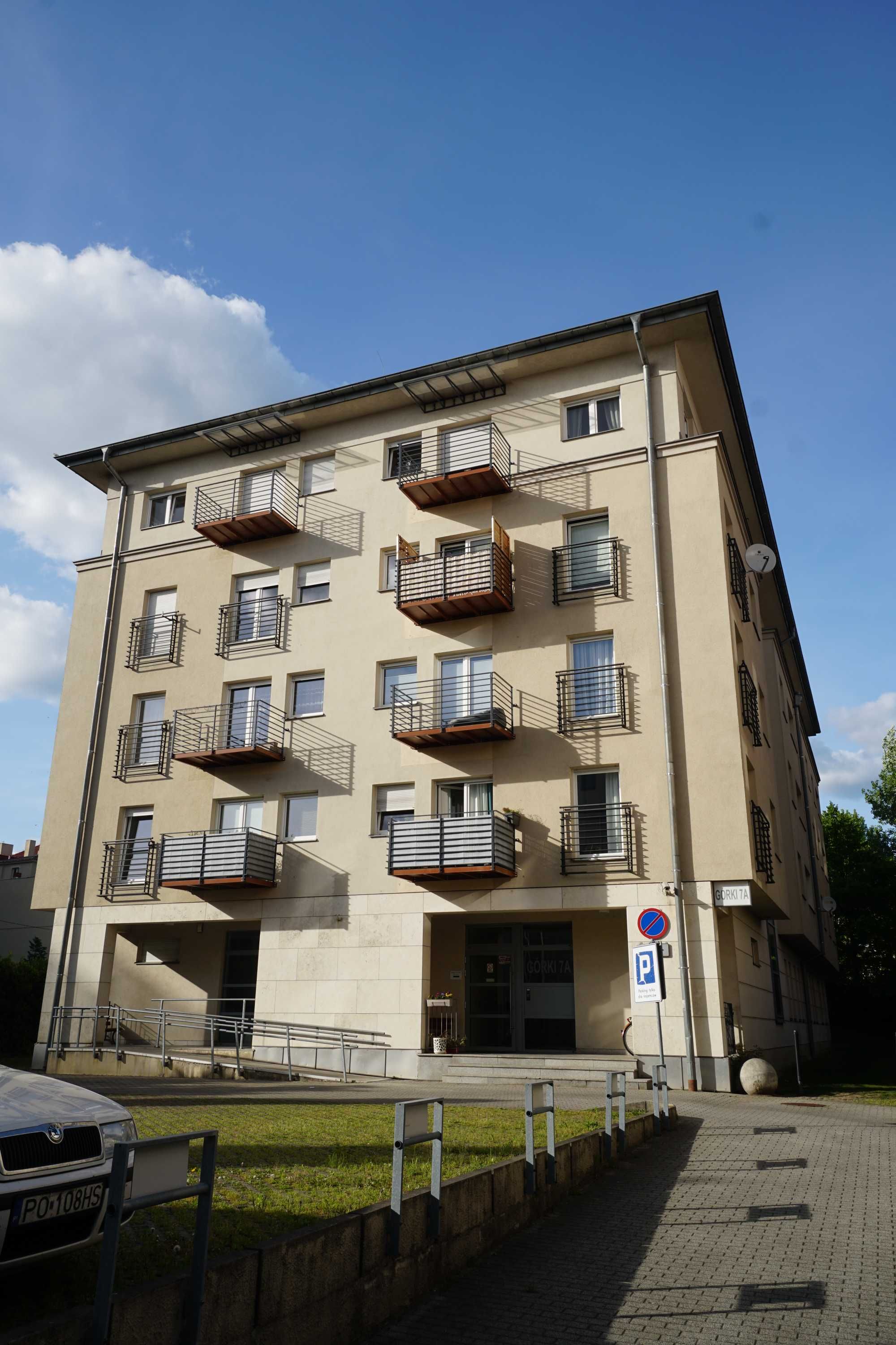 Przestronne dwupokojowe mieszkanie z kuchnią
