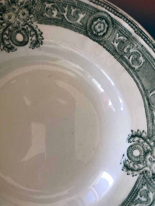 Pratos antigos para decoração