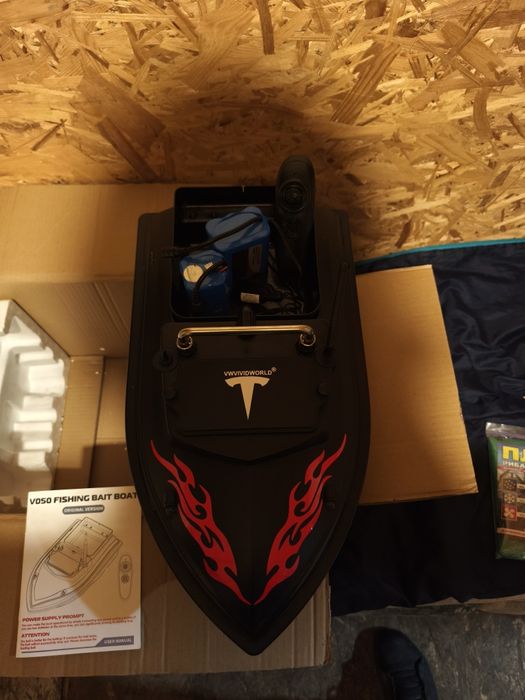 Кораблик для рибалки V050