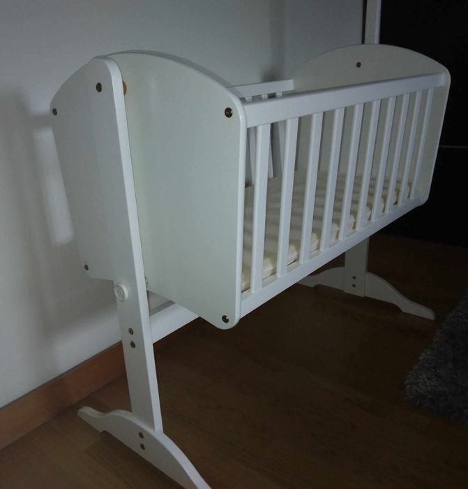 Berço de bebé excelente