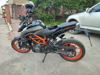 Мотоцикл KTM Duke 390