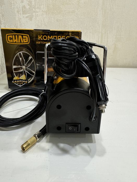 Компрессор автомобильный 12V "Сила" 900408