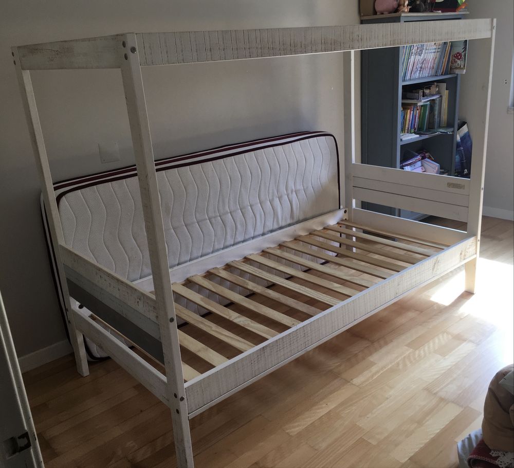 Cama solteiro inclui estrado e colchao-negociavel