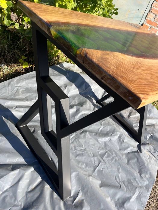 Фактурна стільниця(стіл) для саду з міцного дуба.