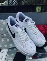 damskie nike air force one białe buty sportowe Nike air force 1 damski