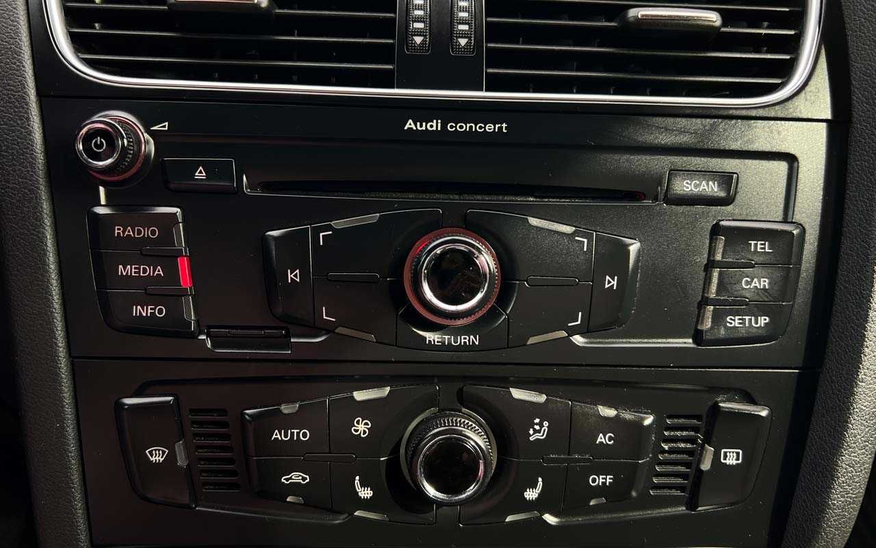 Audi A4 2009 року