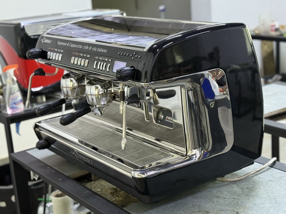 Легендарна професійна кавоварка La Cimbali M39