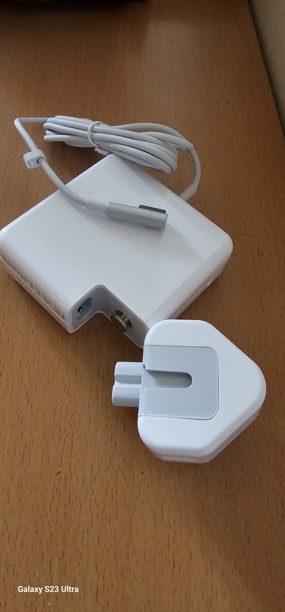 Ładowarka do mac book