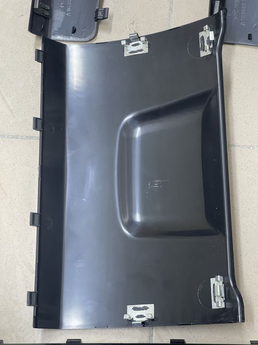 Заглушки заднего бампера mercedes ML w163 рестайл гарной якості