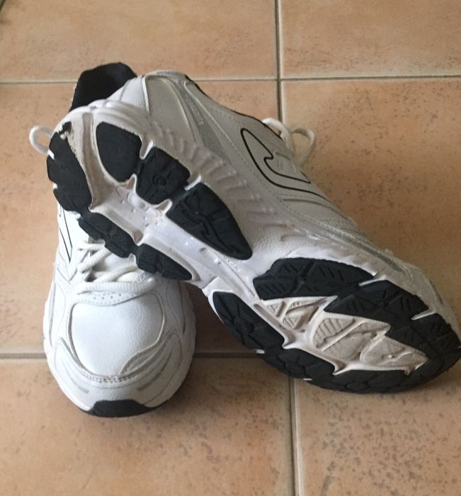 Ténis Joma para homem tam. 40 como novos.