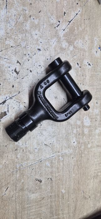 Ucho holownicze Mercedes Actros TIR