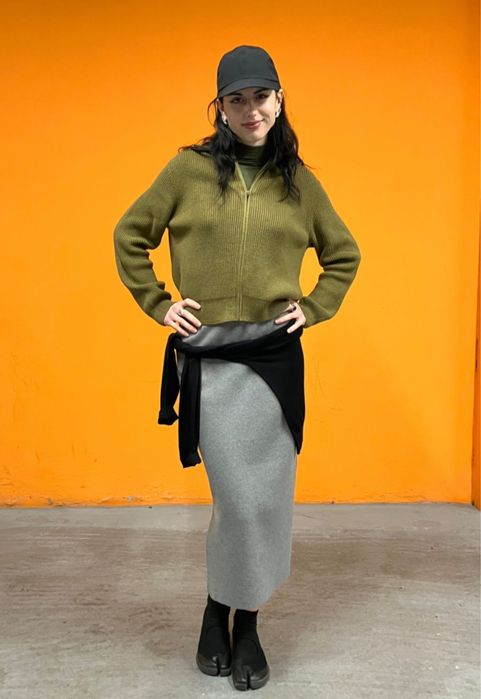 Тепла трикотажна бавовняна спідниця uniqlo з розрізом на нозі