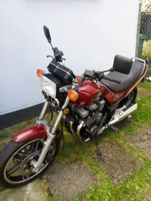 Honda  CBX 650 E !!!