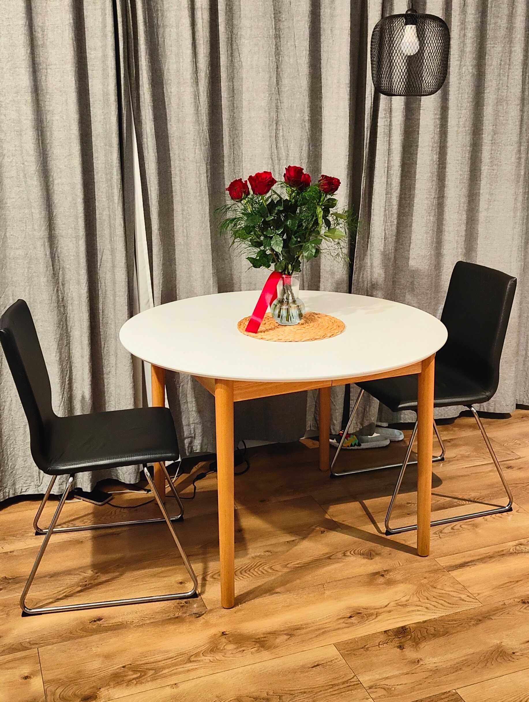 Dwa Krzesła IKEA Lillanas