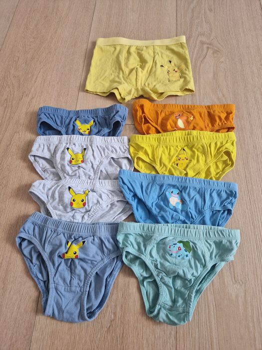 Komplet zestaw majtki chłopięce Reserved h&m  110 116 pokemon