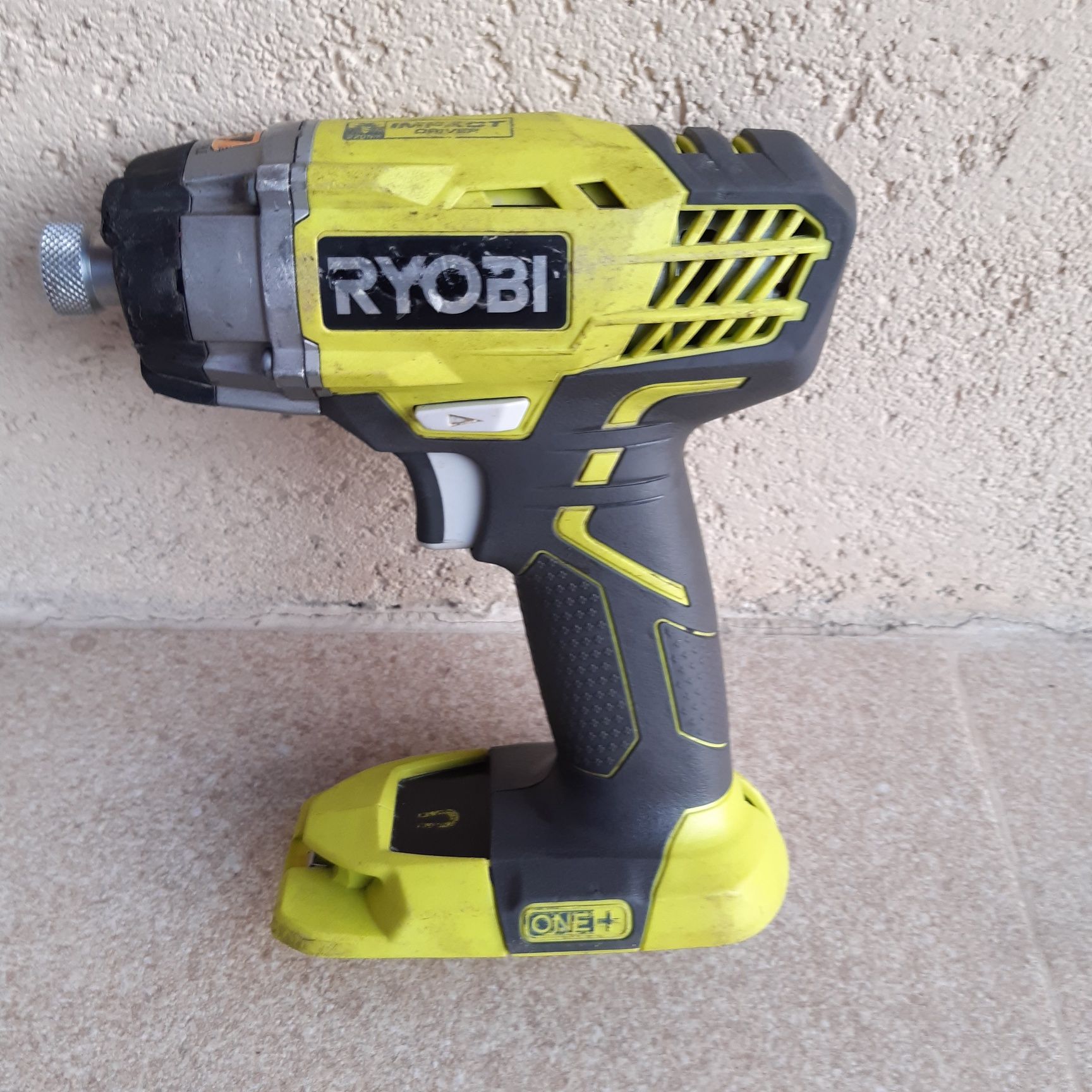 Ryobi RID1801 Zakrętarka Udarowa