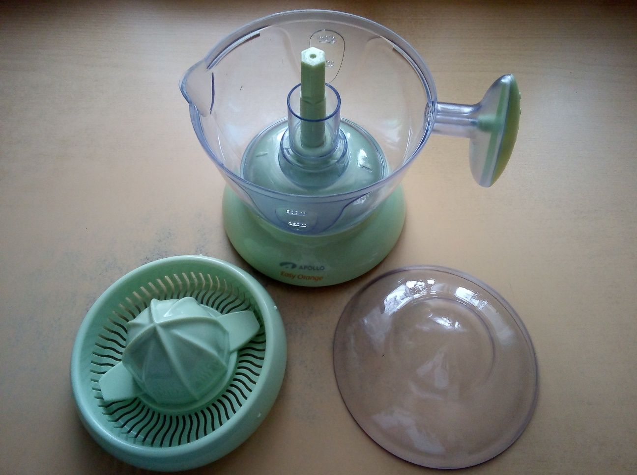 Elektryczna wyciskarka do cytrusów 500 ml, marki Apollo