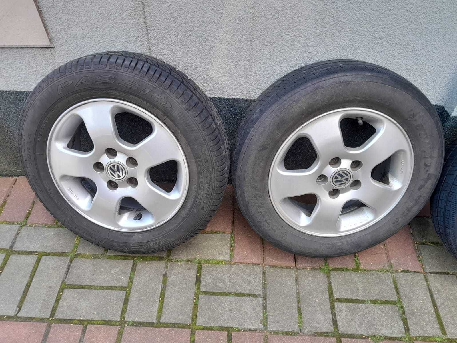 165/70R14
4 kompletne felgi z oponami do polo