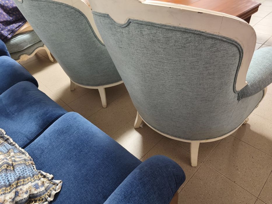 Sofá + 2 cadeirões