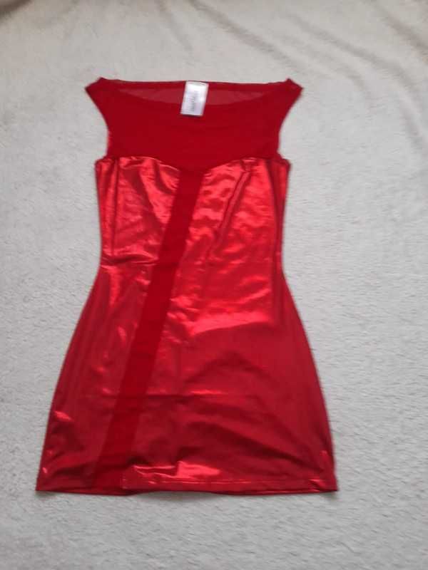 Sexi czerwona sukienka Cotteli Collection z marszczeniem z tylu rozm S