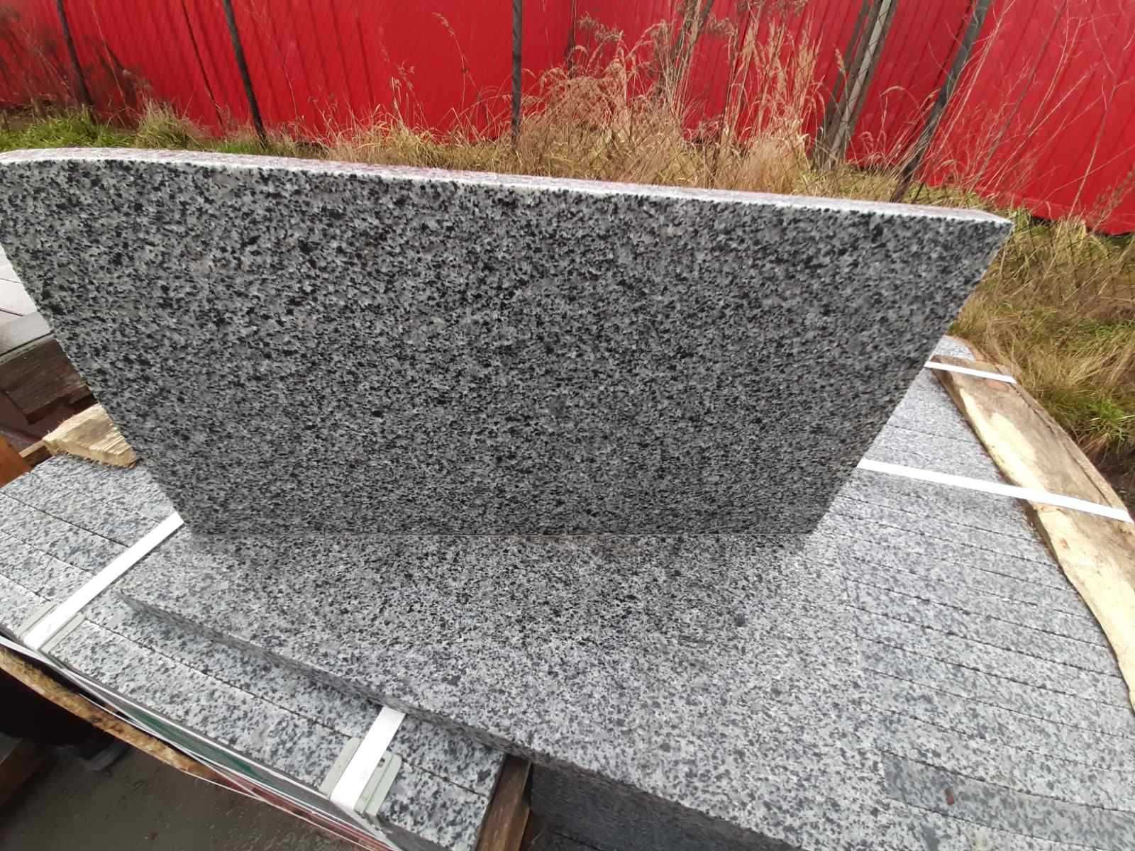 Płyty  Granitowe 60*60*3, 60*40*3,60*30*3 cięto-płomieniowana czarna,i