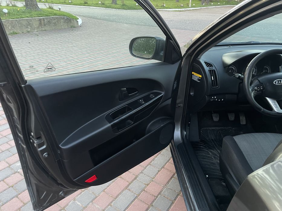 Kia Ceed ‼️ Кіа сід 2011, 1 6 дизель • Киа сид