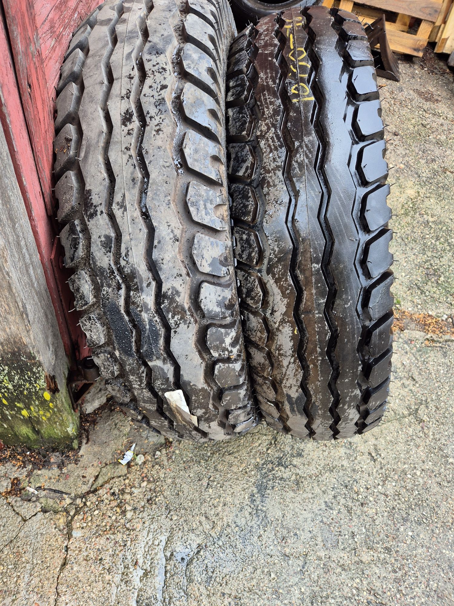 Opony 10.50-16  10.50r16
