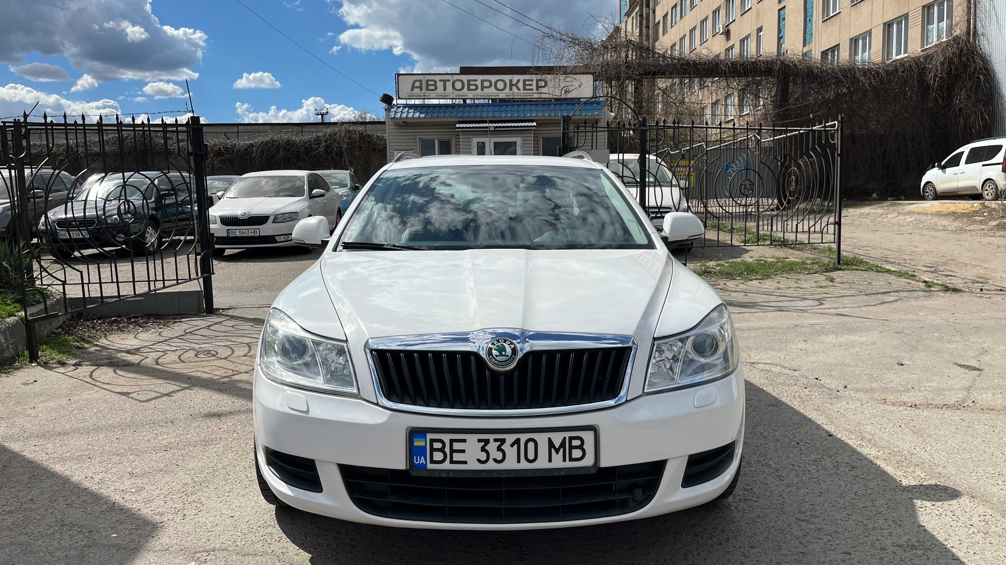 Продам автомобіль Skoda Octavia A5 1,6 MPI , 2012 г. 8500 у.е.