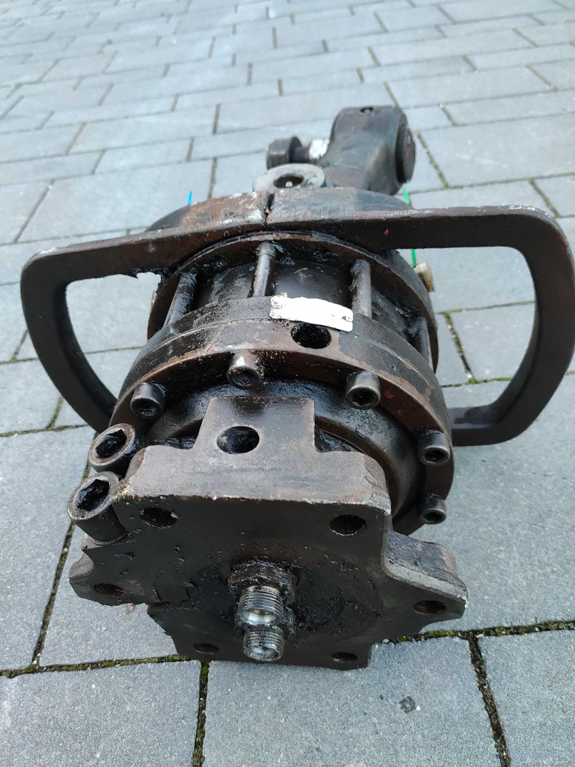 Rotator indexator do chwytaka