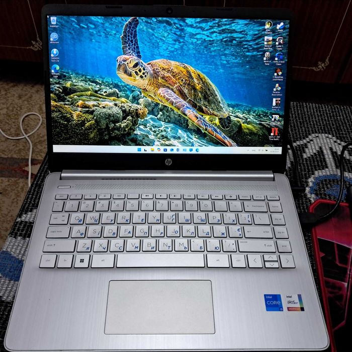 Ноутбук HP Laptop 14