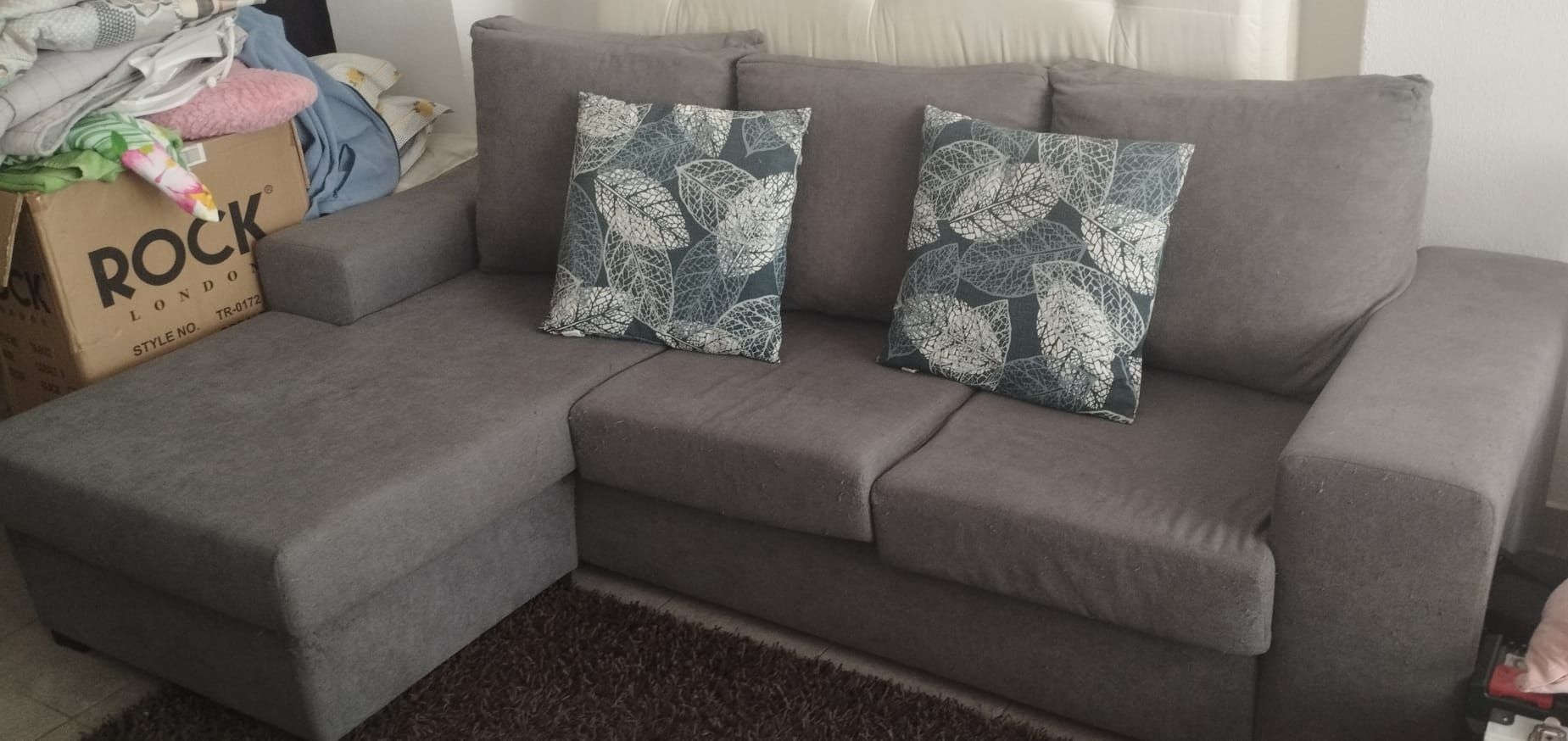 Vendo sofa 3 lugares com chaise long
