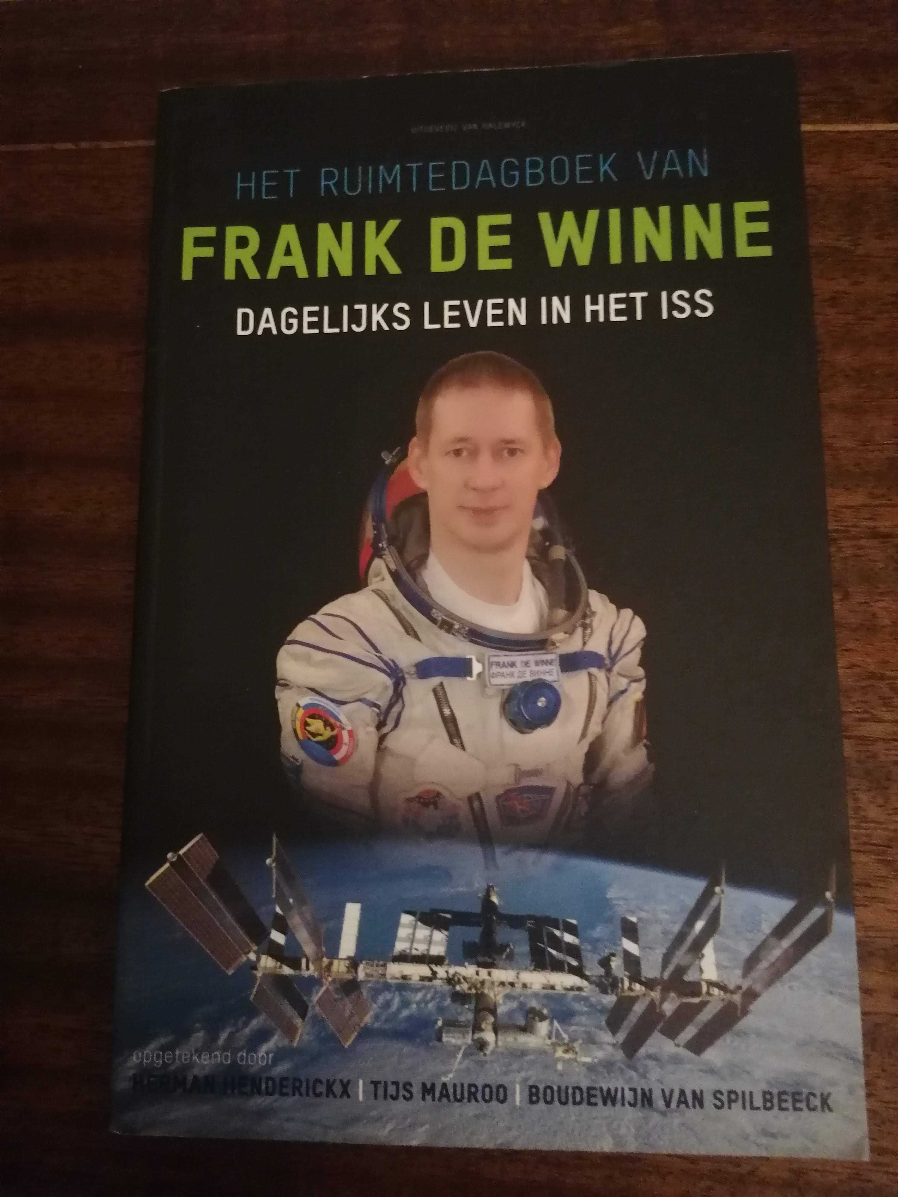 Livro “Het Ruimtedagboek Van Frank de Winne”