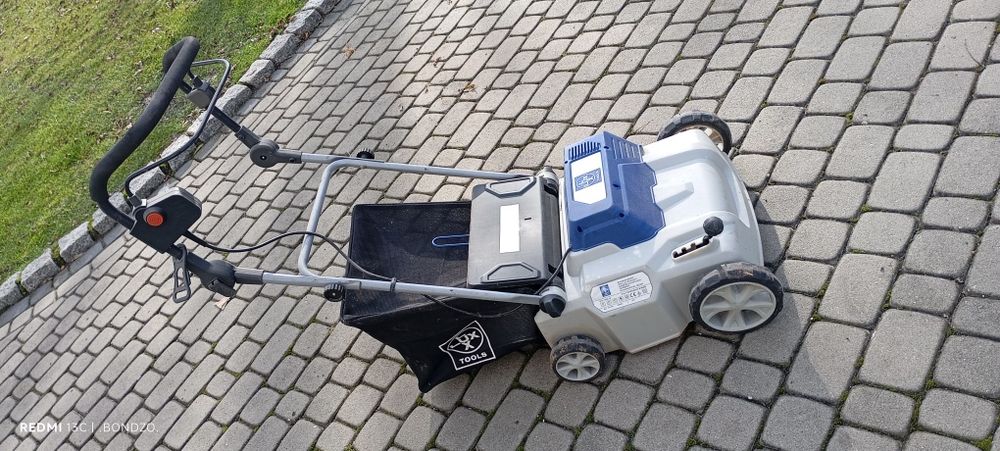 Wertykulator/Areator elektryczny