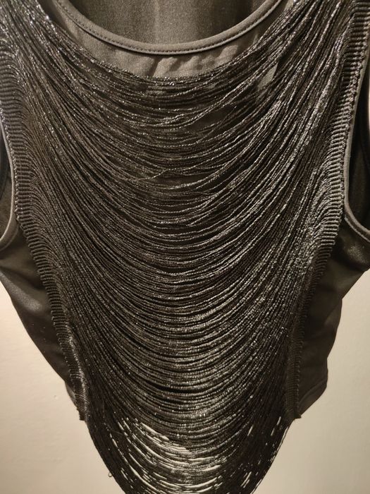 Czarny Top z frędzlami