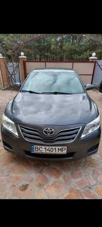 Здам в оренду під викуп Toyota Camry 45-ка