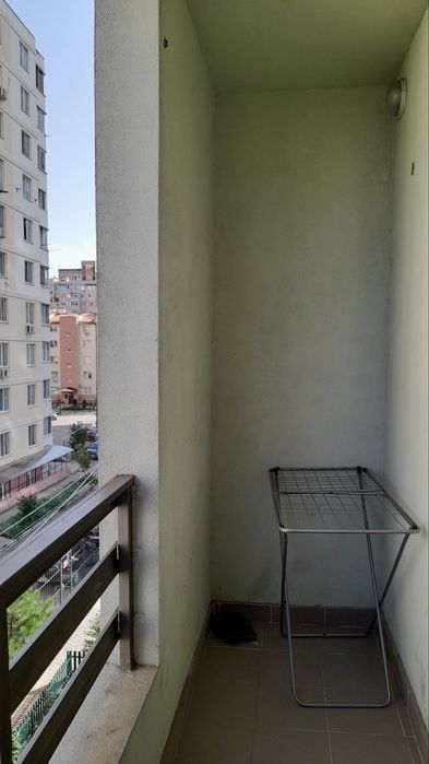 Сахарова/Бочарова, квартира в новом доме на 3эт, балкон
