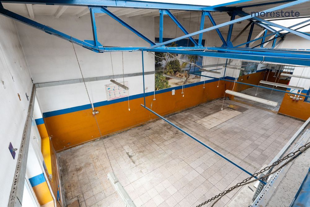 Budynki Usługowe z możliwością podziału - 870 m²