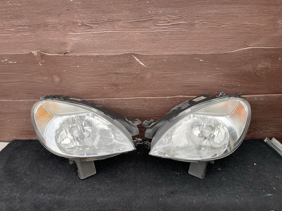 Фари, фара, ліхтарі передні Citroen Xsara Picasso 1 (04-10)