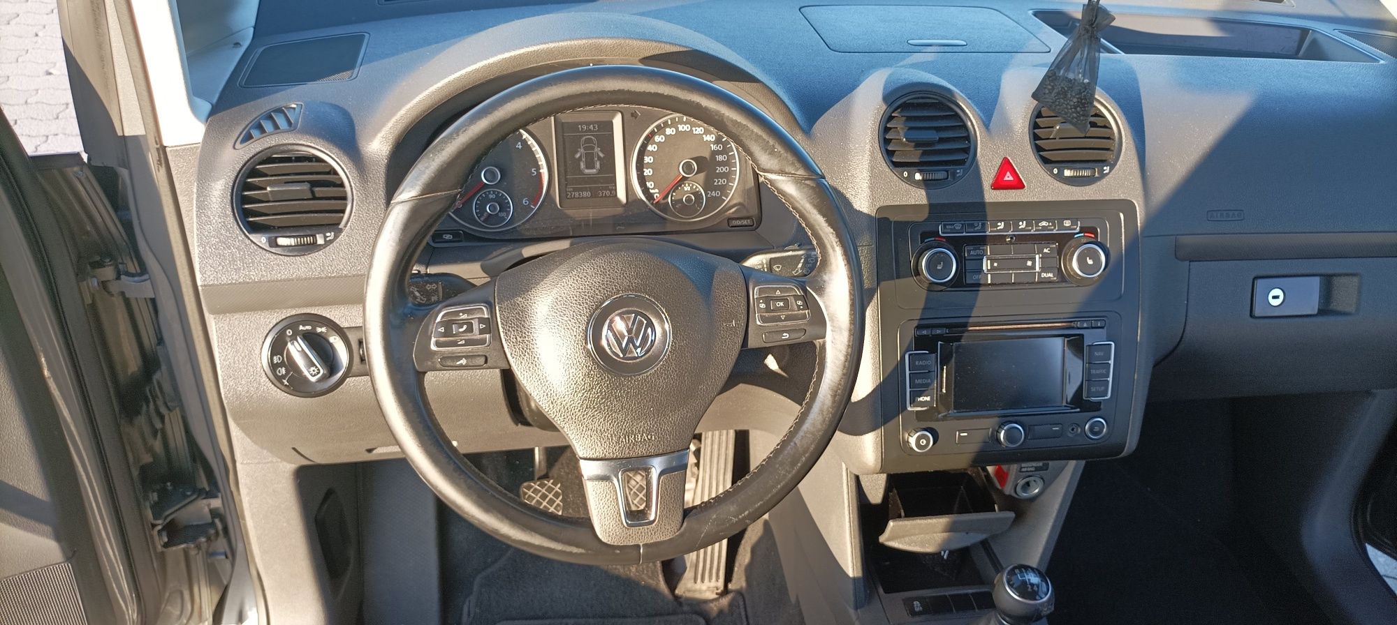 VW Caddy 1.6 TDI common rail 2010r