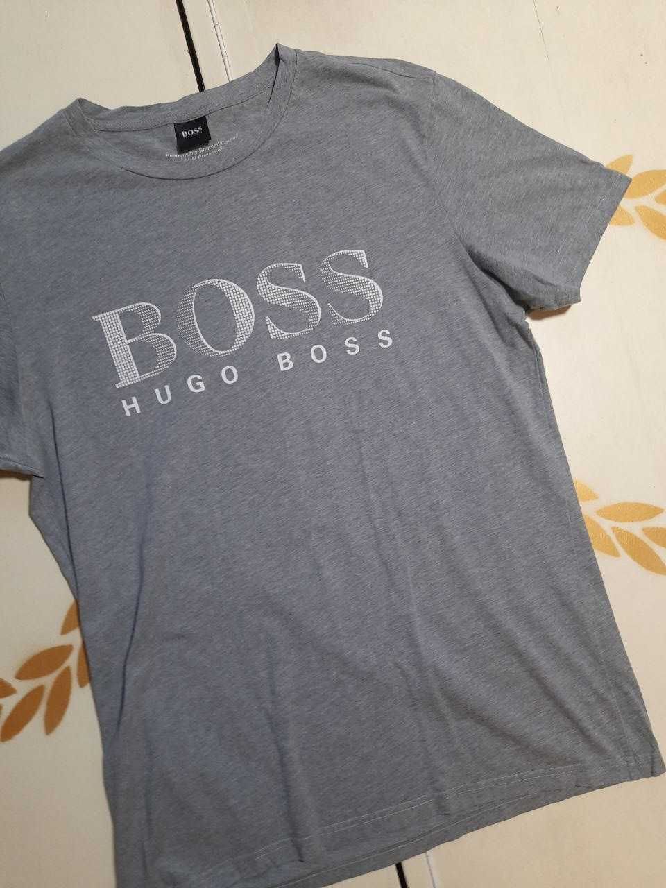 Hugo Boss футболка размер XL маломерит