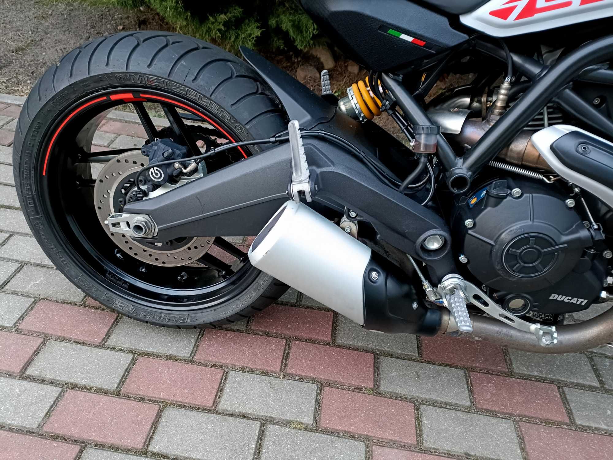 DUCATI MONSTER 797 Rok 2019 54 kW