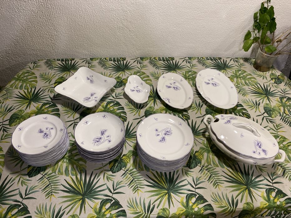 Serviço de jantar Vista Alegre.