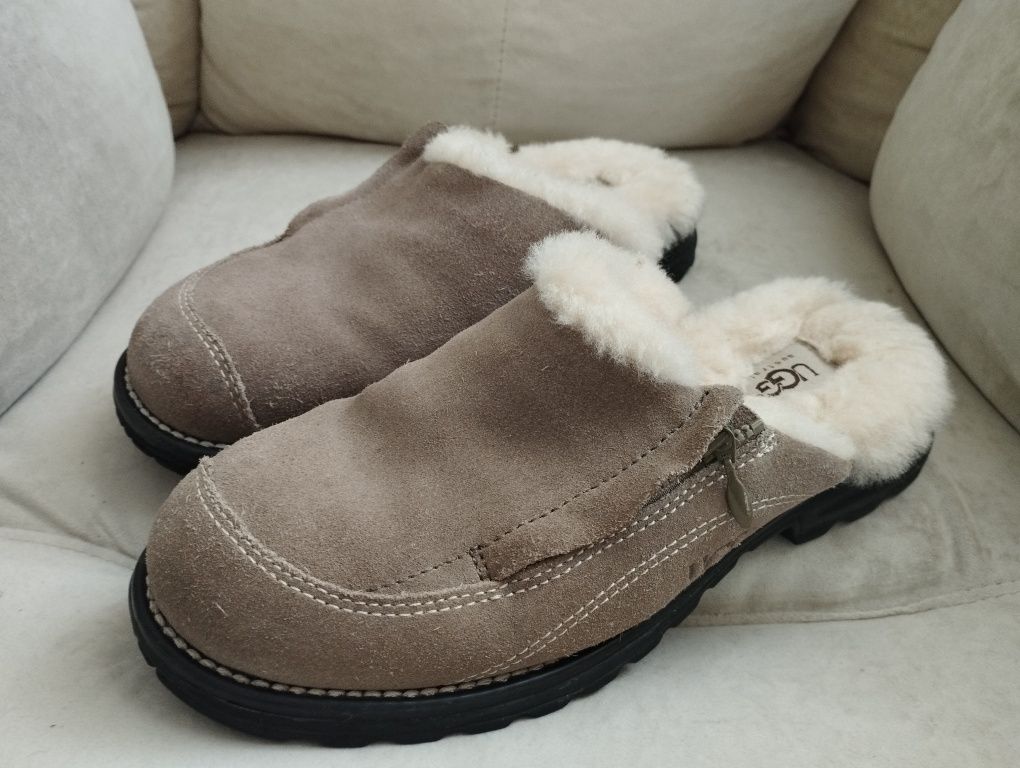 Хатні капці UGG. Розмір: 37